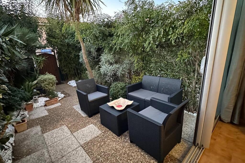 Apartment Coin Nuit Ferme 4 Personnes - Les Mas De La Sanary-sur-Mer