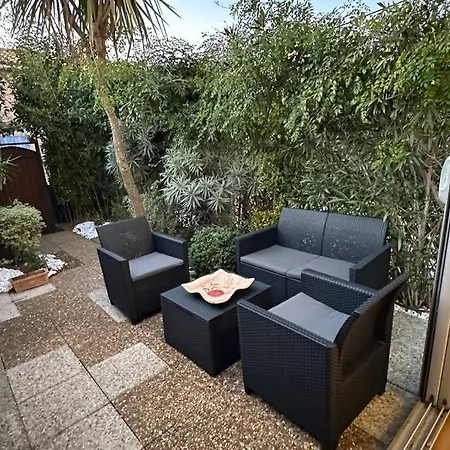 Studio Coin Nuit Ferme 4 Personnes - Les Mas De La Plage Sanary-sur-Mer Exterior photo